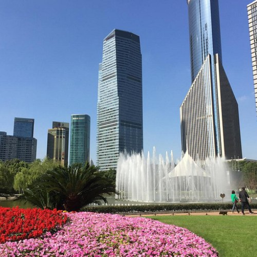 What Recreational Activities Does Lujiazui Offer