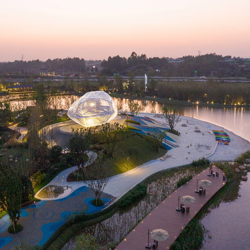 Which modern attractions showcase Chengdu's urban development?