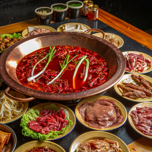 Where can I experience authentic Sichuan cuisine in Chengdu