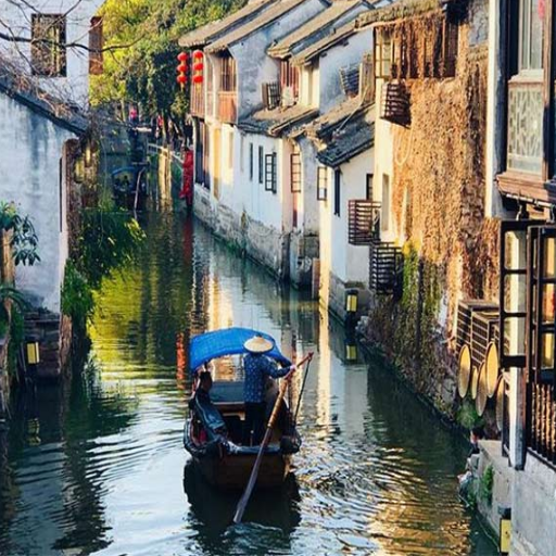 What are the best day trips from Shanghai?