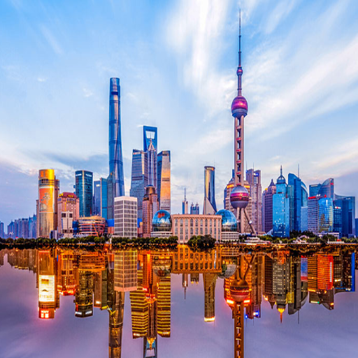 What are the top attractions along The Bund?