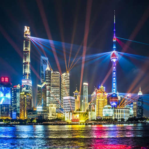 What Are the Must-Visit Places in Pudong's Futuristic Skyline?