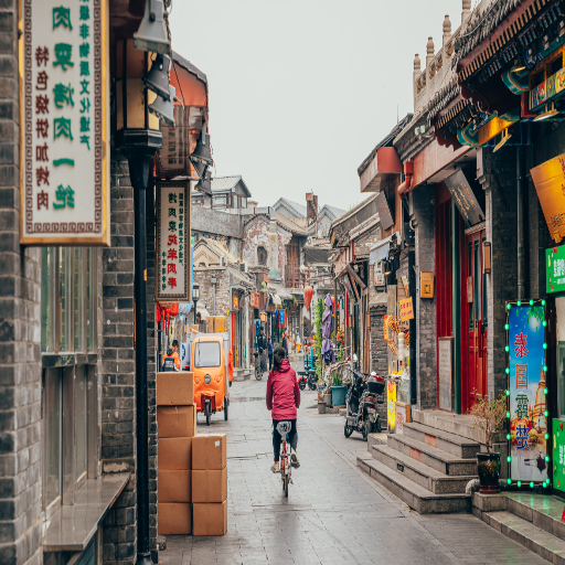 What Unique Experiences Can You Find in Beijing's Hutongs?