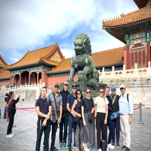 What to Expect on a Walking Tour of the Forbidden City?