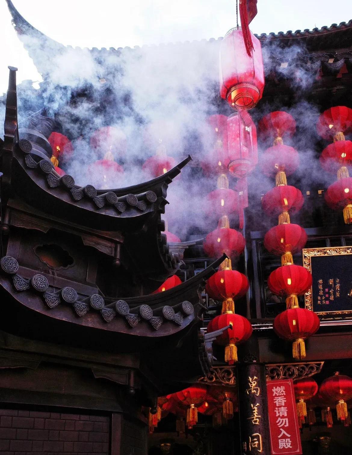 Shanghai City God Temple during Spring Festival