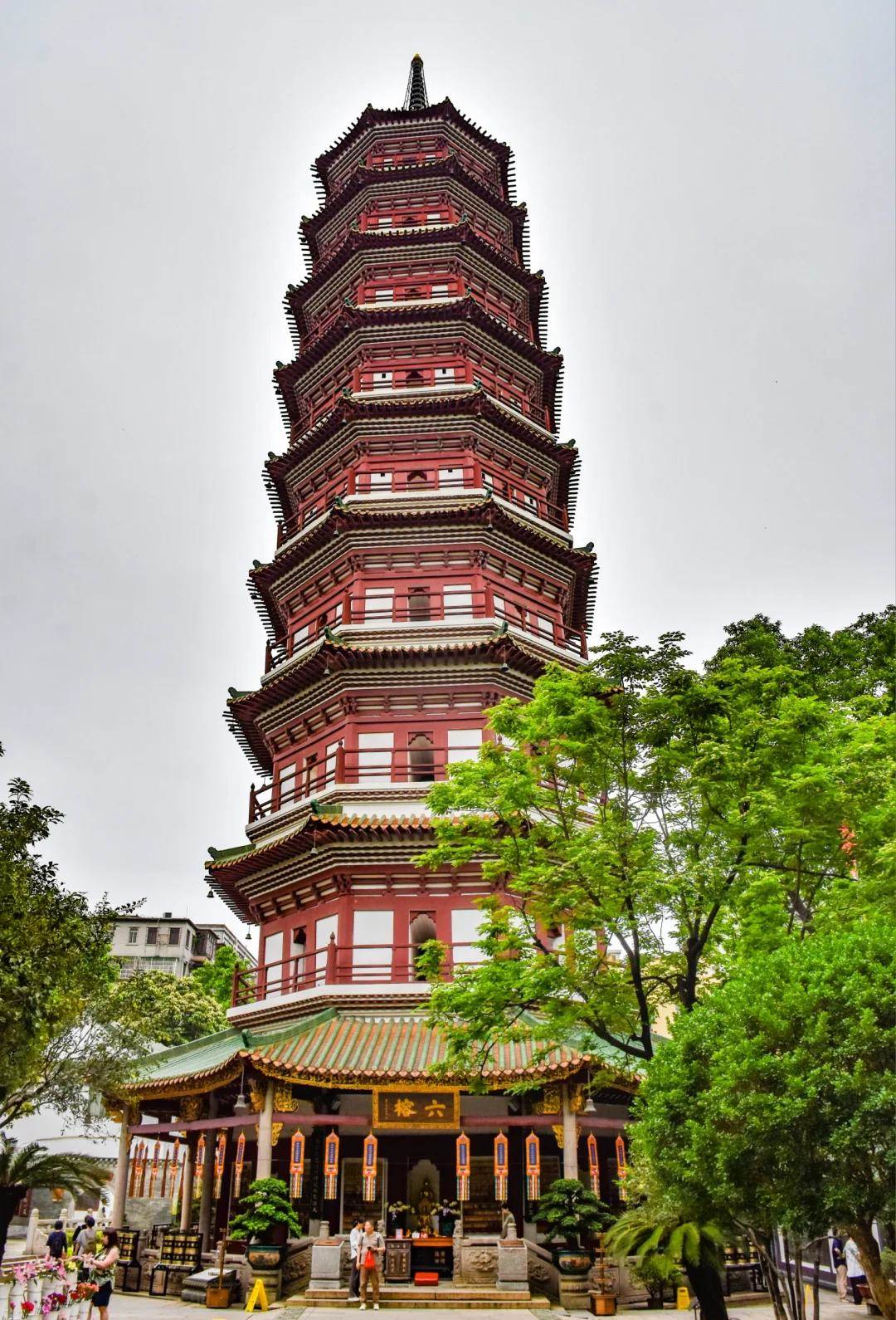 Temple of the Six Banyan Trees