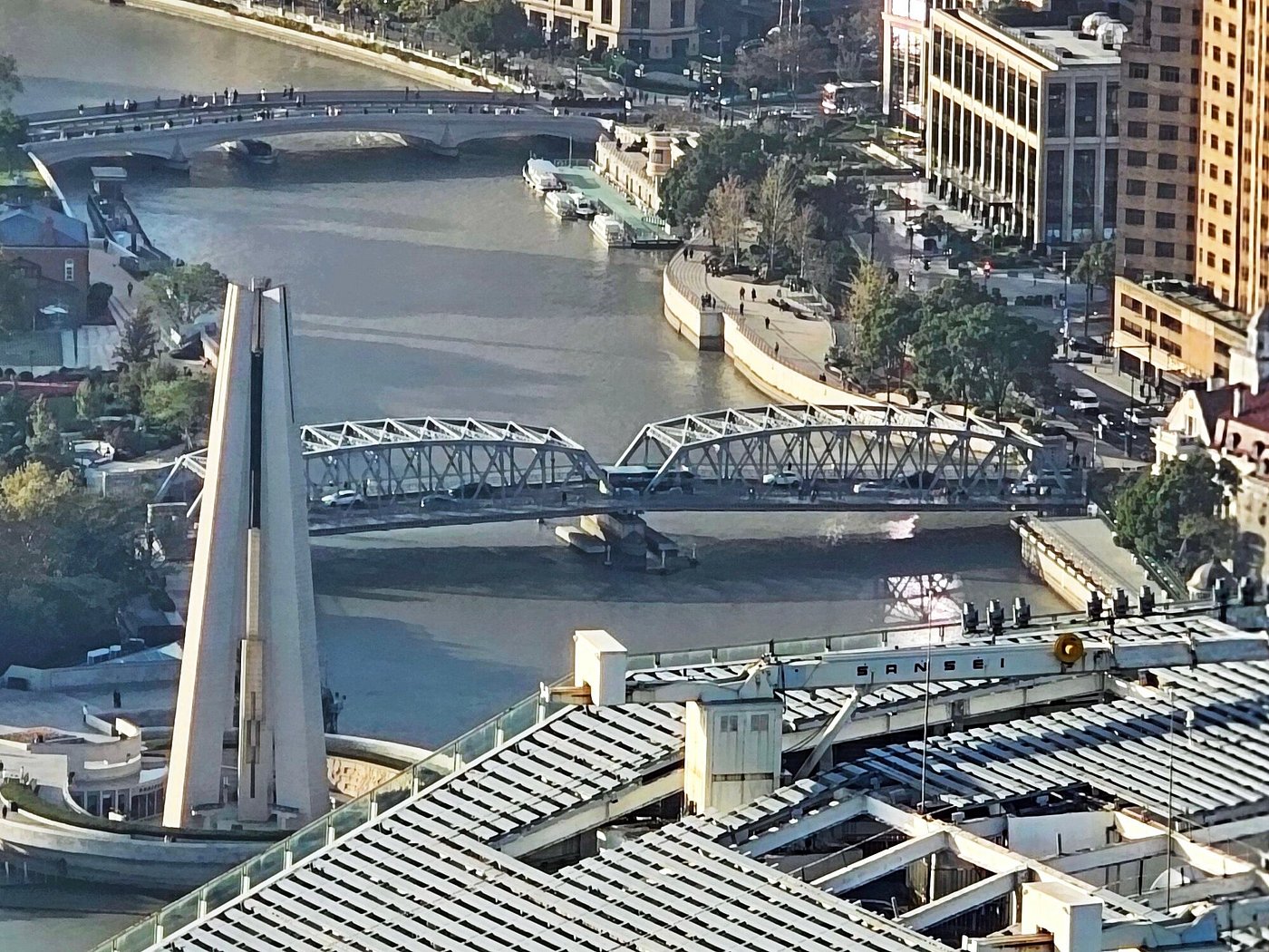waibaidu bridge
