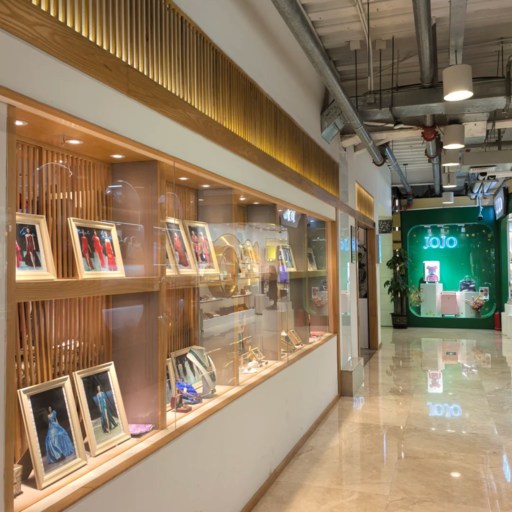Exhibit in Silk Market