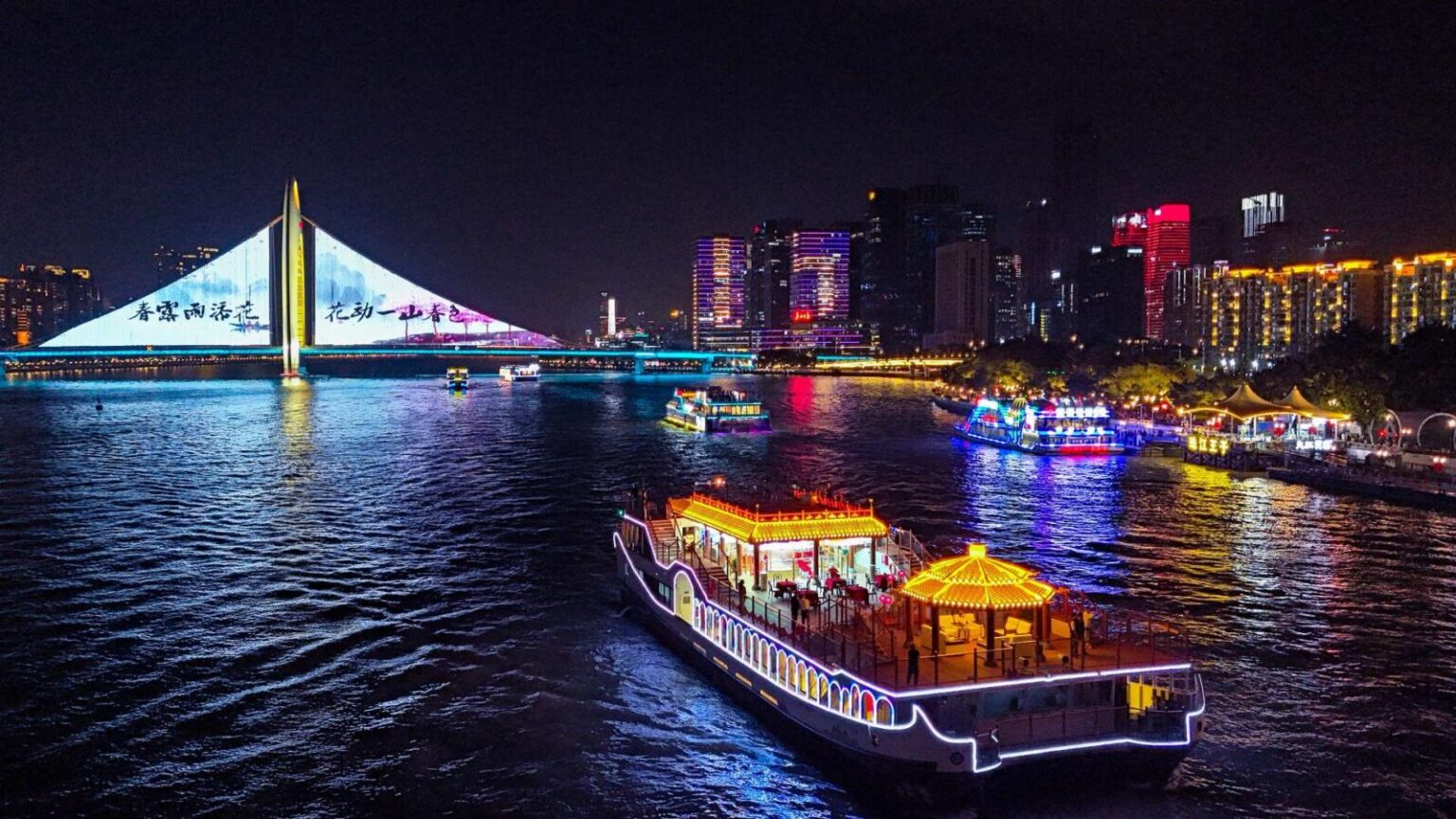 Guangzhou Pearl River Cruise: Enjoy City Lights, Canton Tower ...