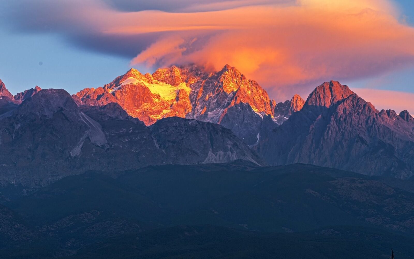 Jade Dragon Snow Mountain