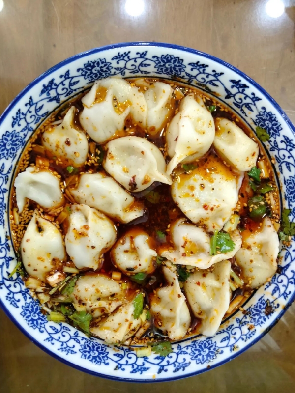 Sour Soup Dumplings (酸汤水饺)