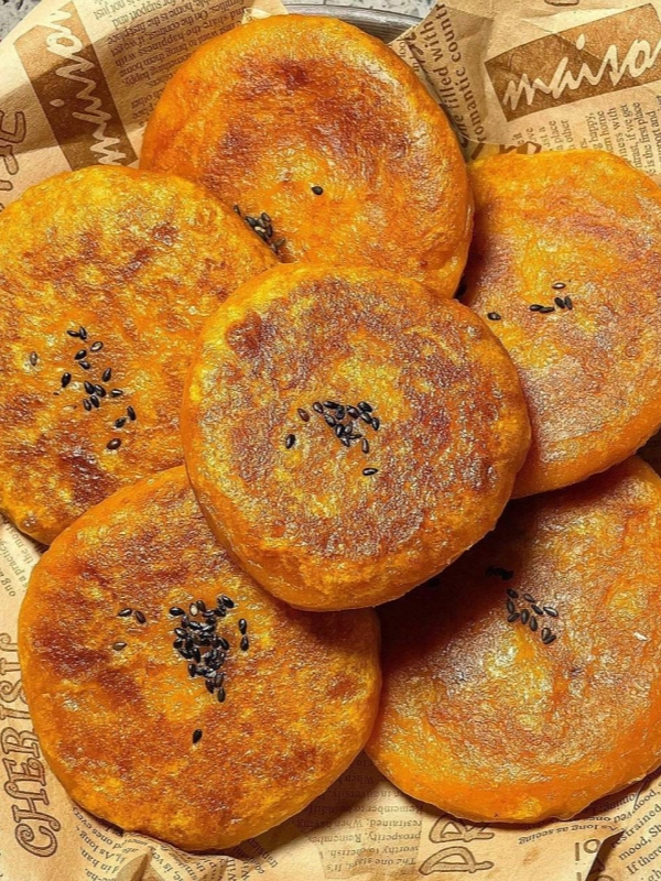 Persimmon Cakes (黄桂柿子饼)