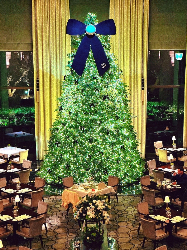 The Peninsula Shanghai Sir Elly's Christmas Tree