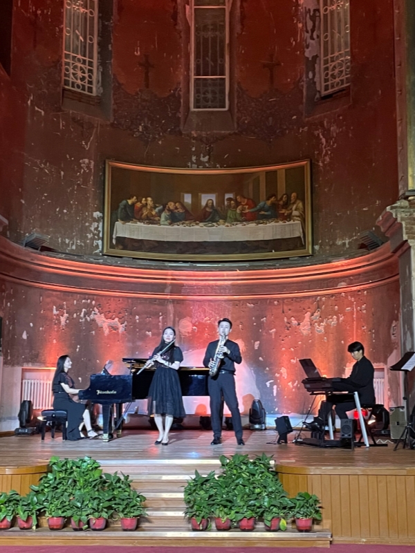 Chamber Concerts Inside the Cathedral