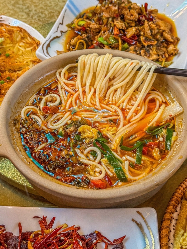 Small Pot Rice Noodles