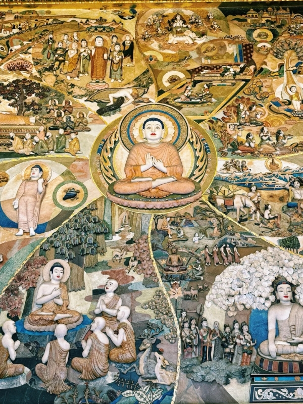 Gemstone-Inlaid Murals