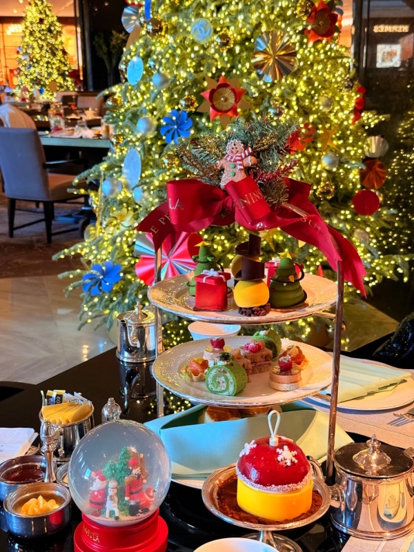 Peninsula Christmas Afternoon Tea