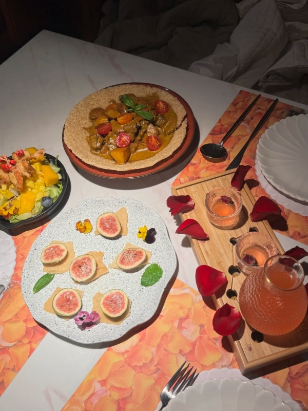 MetPetal by the Ferris Wheel