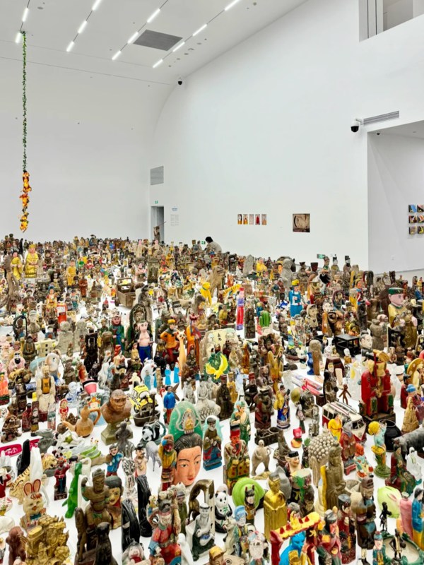 Luxelakes A4 Art Museum