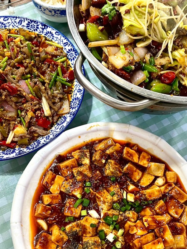 Dishes of Happy Valley