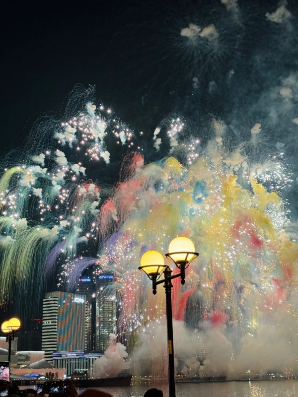 Bai'etan Fireworks Gala