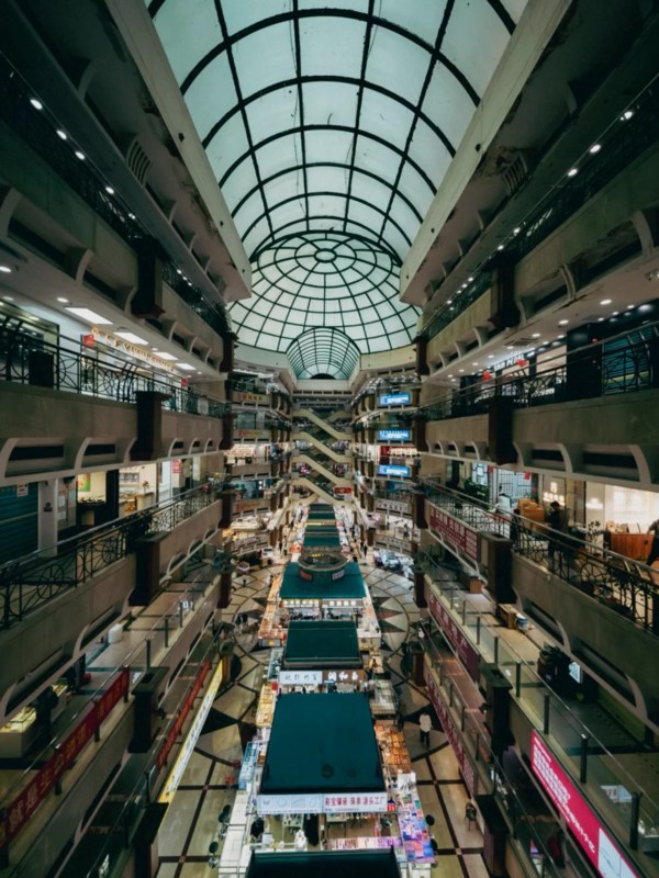 Guangzhou Liwan Plaza