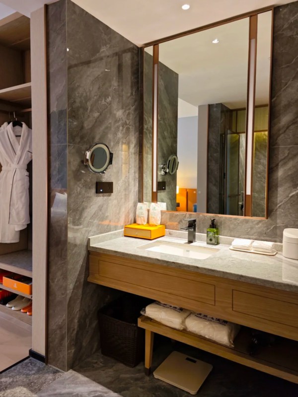 Pushi Hotel