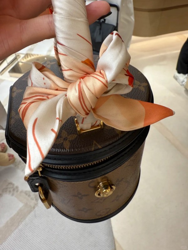 Luxury Shopping