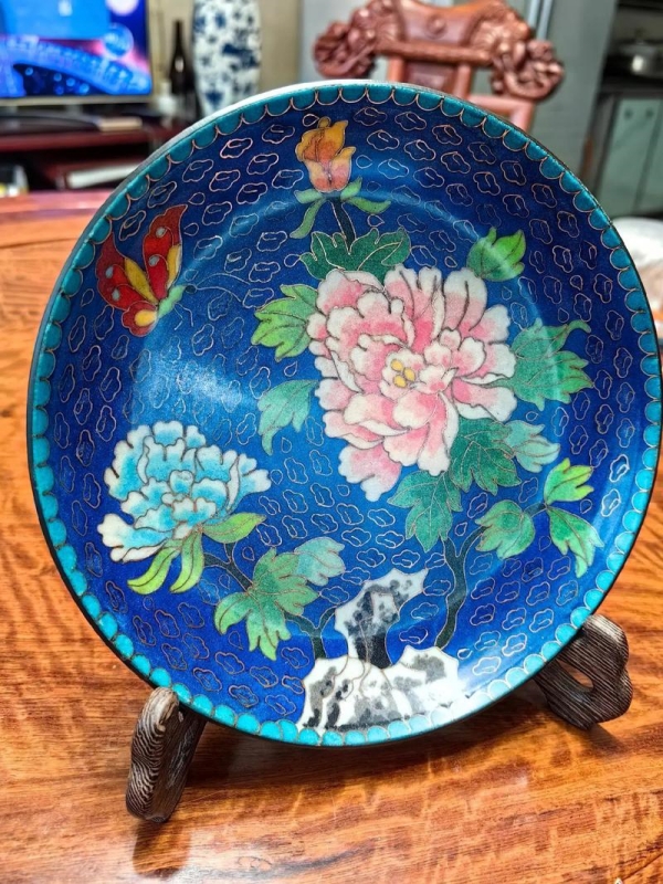 Cloisonné