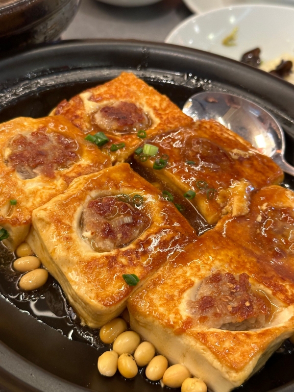 Stuffed Tofu at Jiaochangkou Night Market