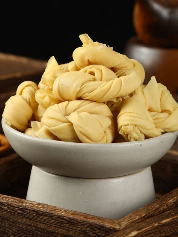 Marinated Tofu-skin Knots (百叶结)