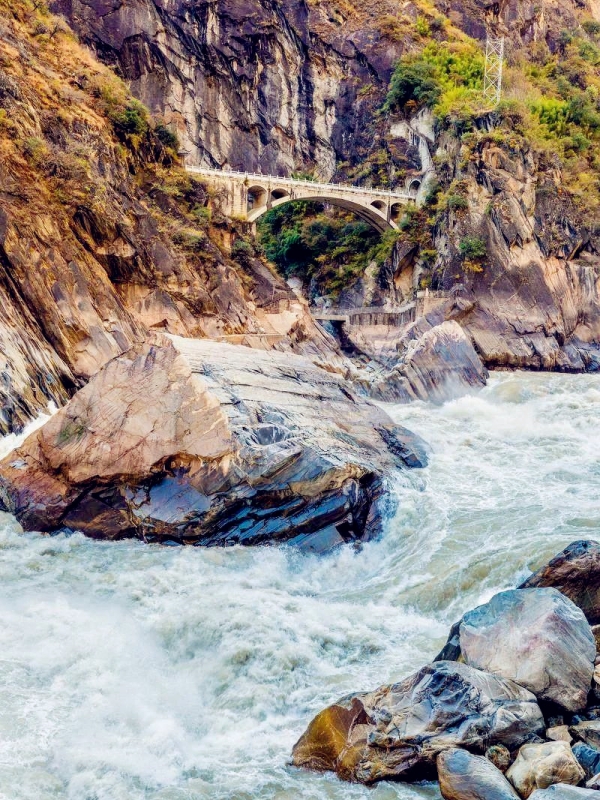 Yunnan Tiger Leaping Gorge