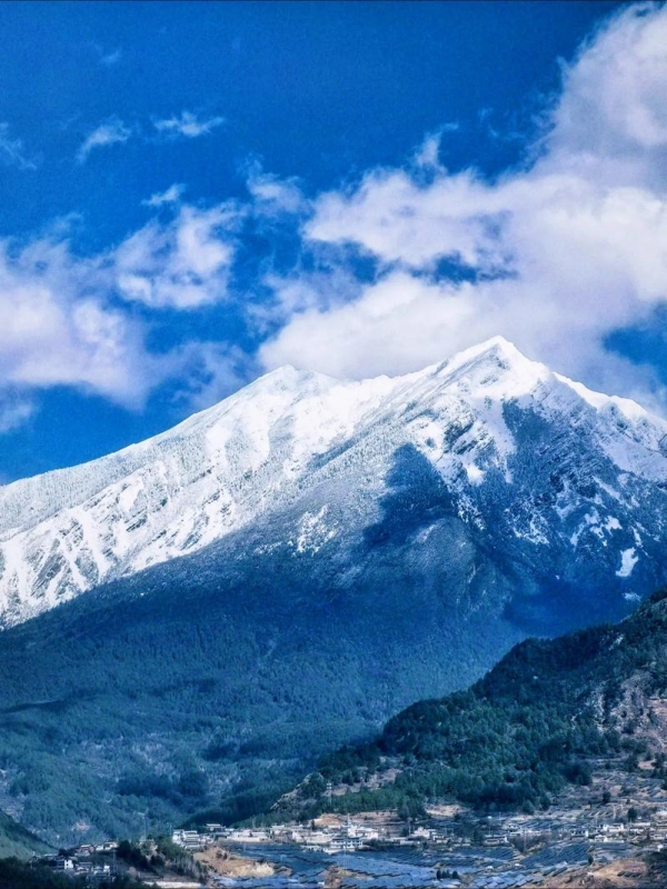 Laojun Mountain(Snow Mountain Range)