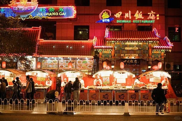 Donghuamen Market in 2008