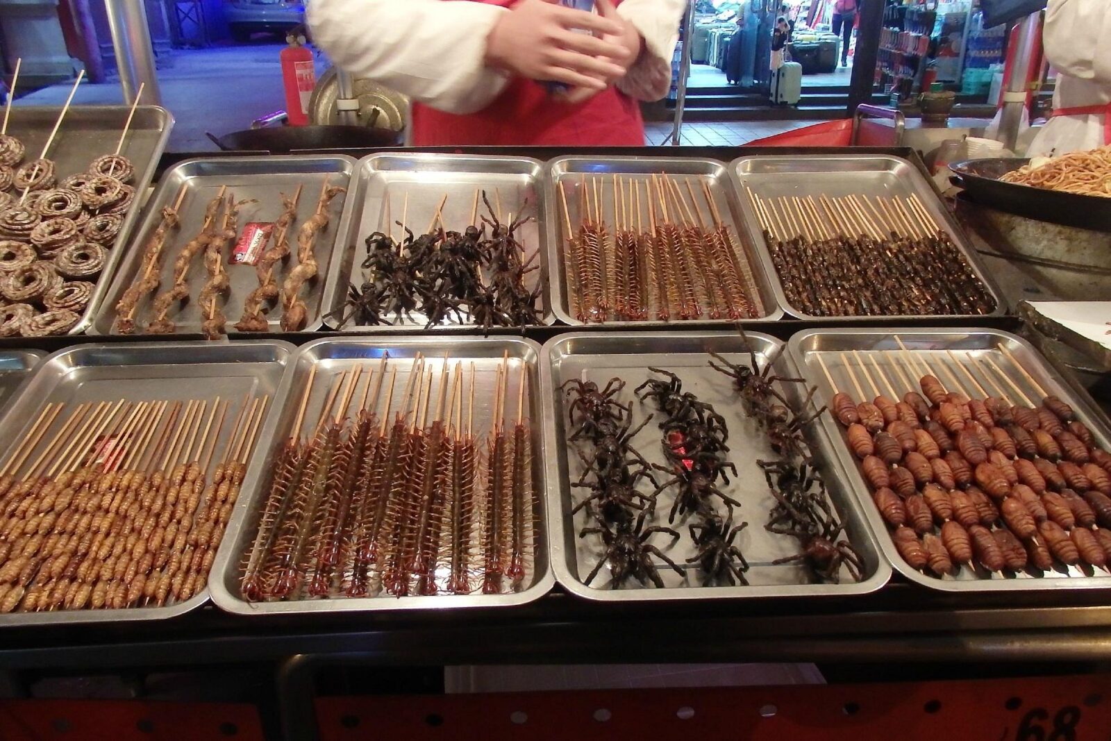 Strange Food of Donghua Market