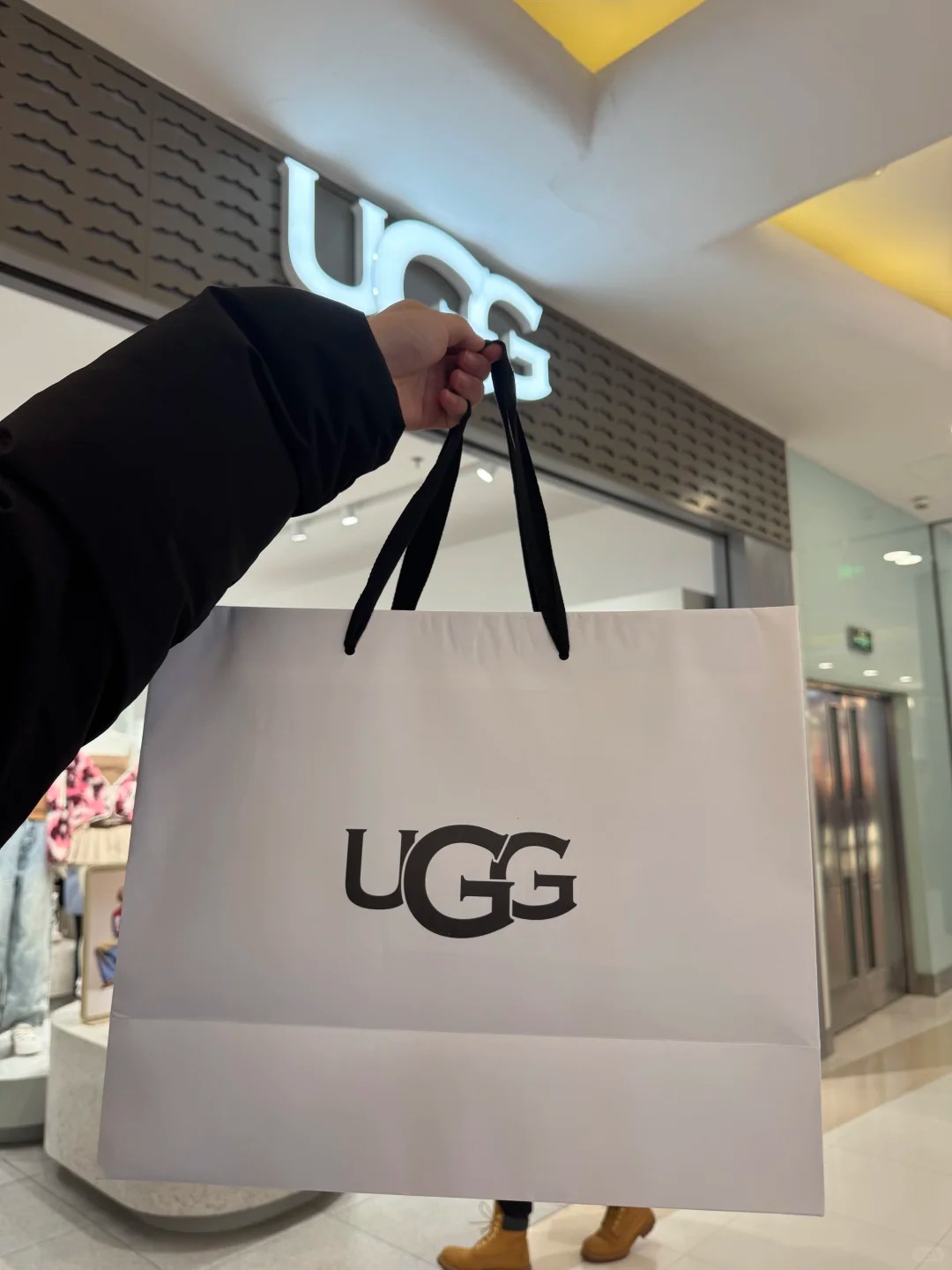 Store of UGG