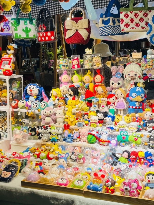 Creative & Handmade