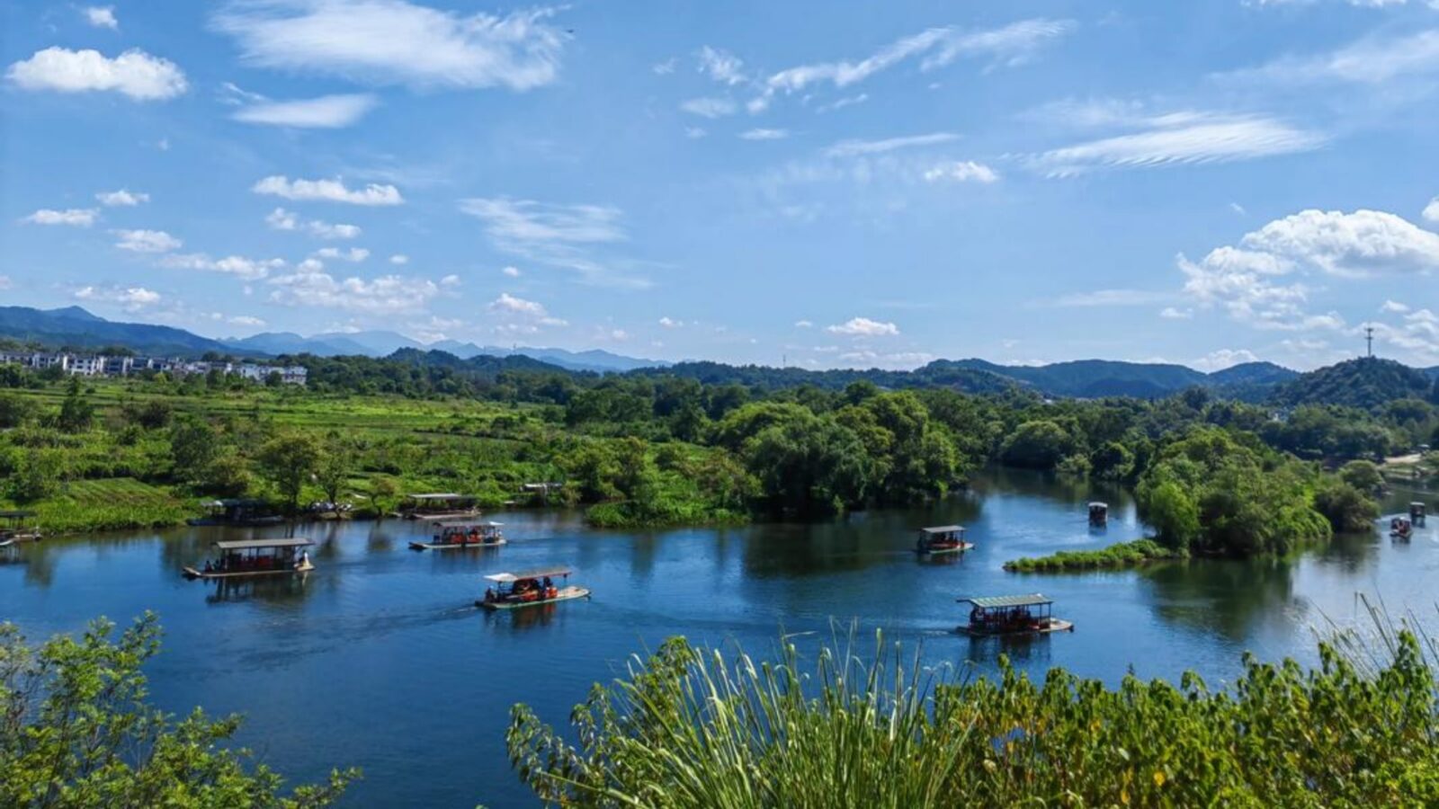 Moon Bay in Wuyuan