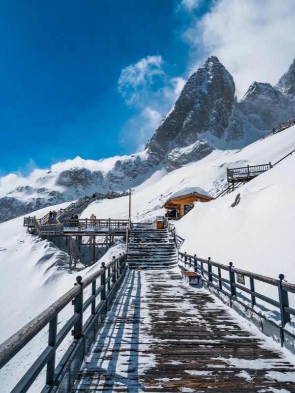 Jade Dragon Snow Mountain