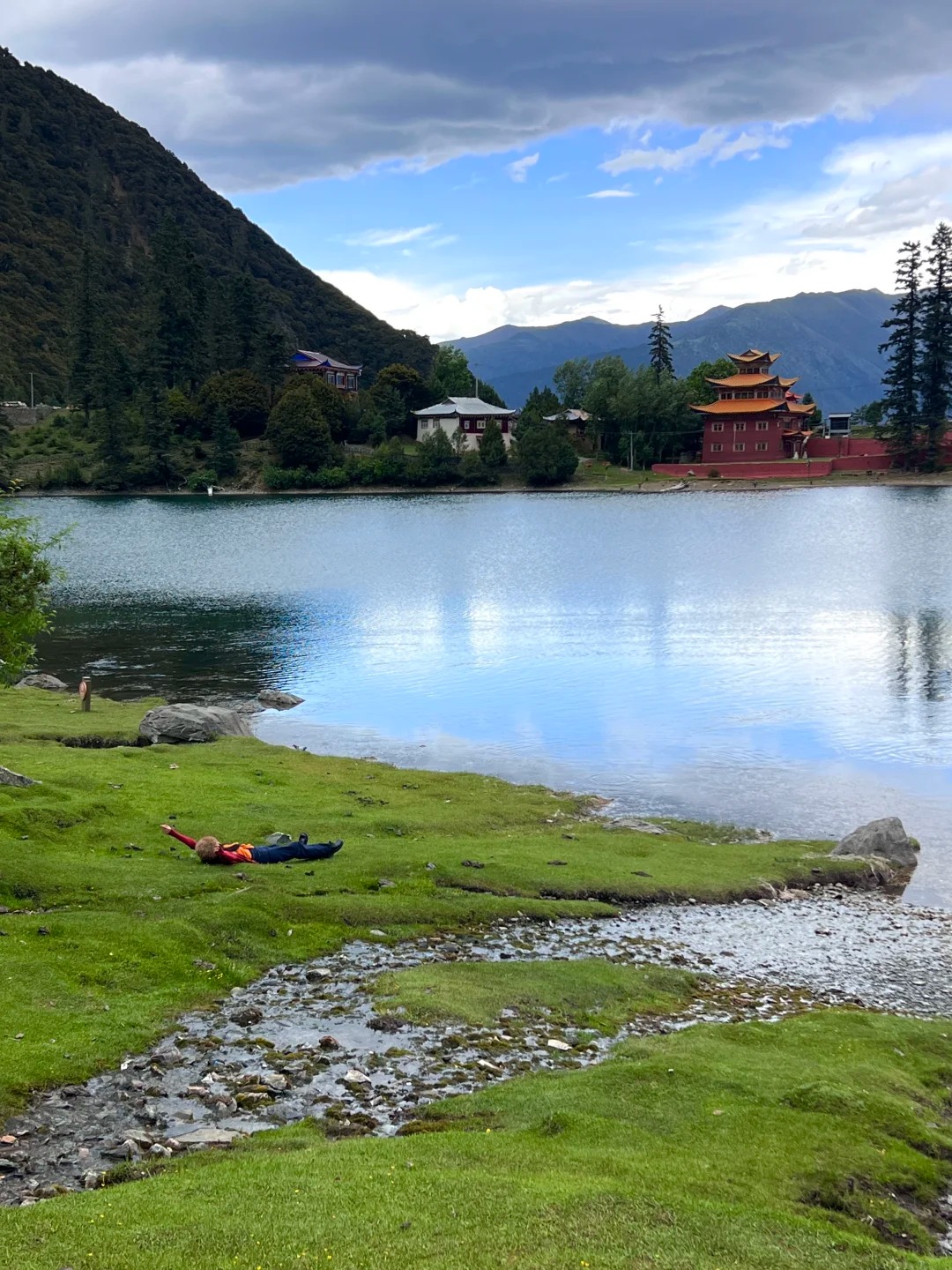 Cuoka Lake