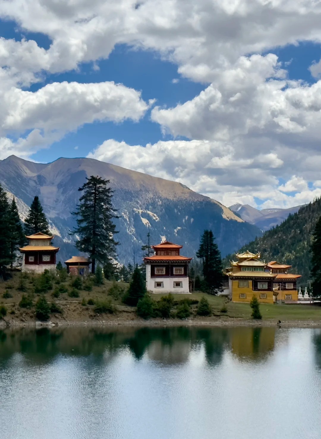 Xinlong Monastery