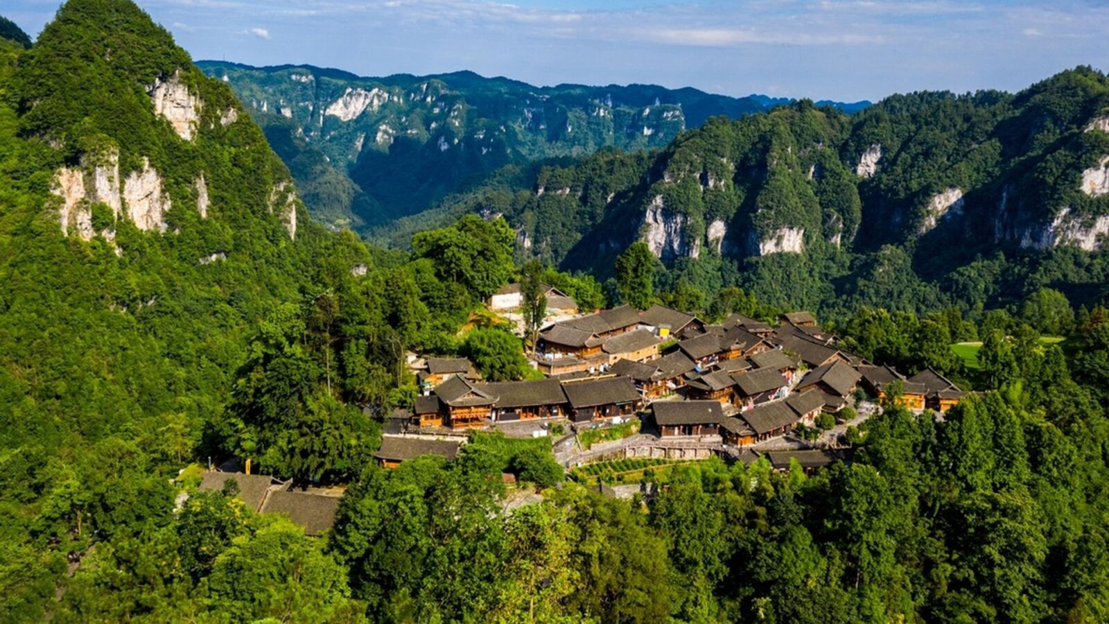 Shibadong Village, Hunan