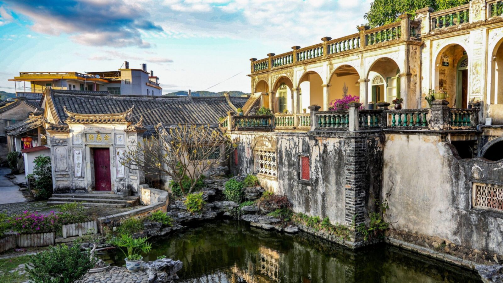 Thirty-Six Lane Ancient Residential Complex