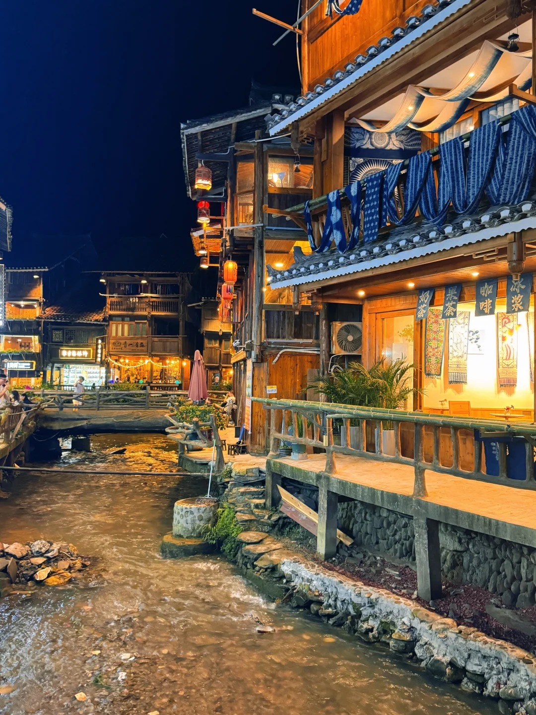 Main Street & Alleys