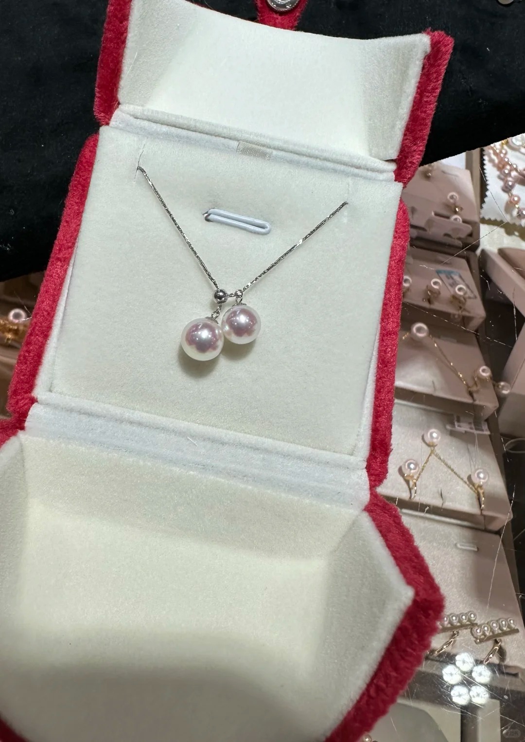 Pearl Shops