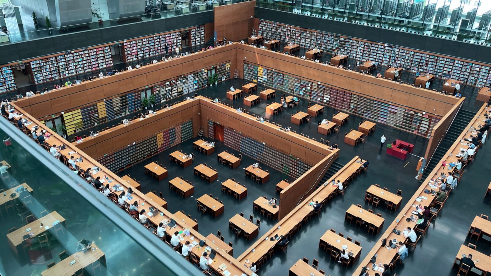 Open-Shelf Reading Area in the North Campus of NLC