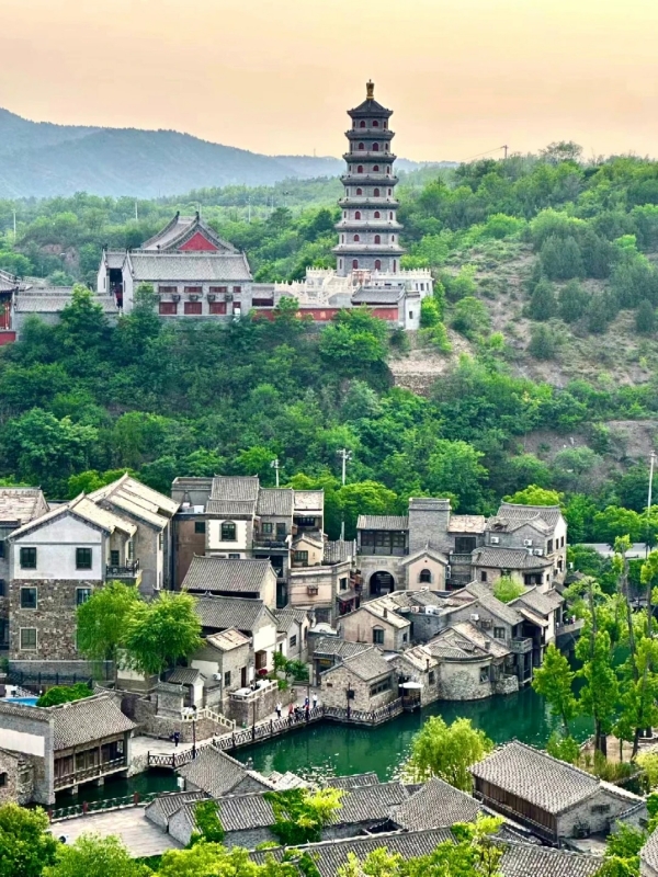 Yuantong Pagoda in Gubei Water Town