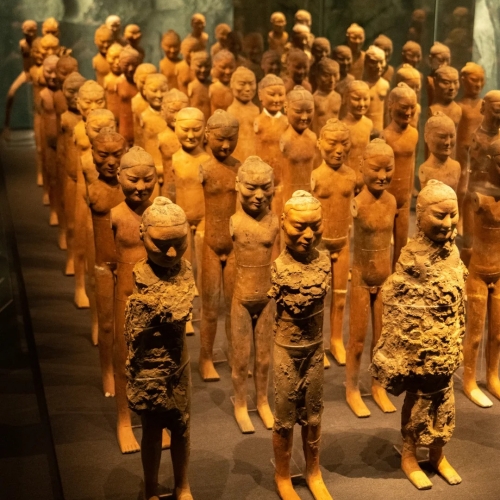 Southern Burial Pit Pottery Warriors with Armor
