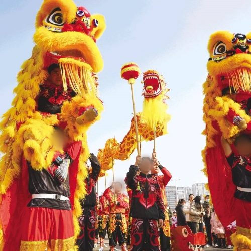 Lantern Festival Lion and Dragon Parade