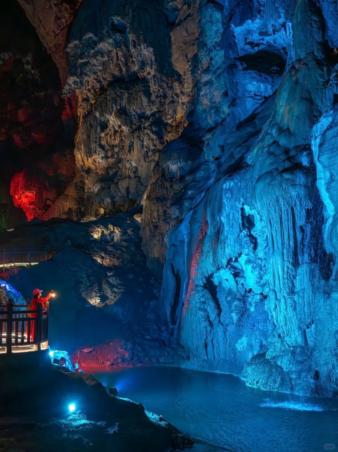 Inside of Tenglong Cave